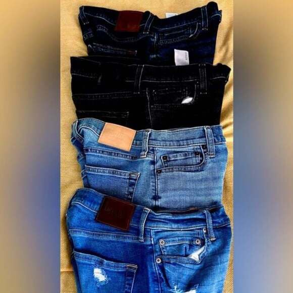 EUC Hollister Haul 👖x4 Pair 29x32 - Picture 6 of 6